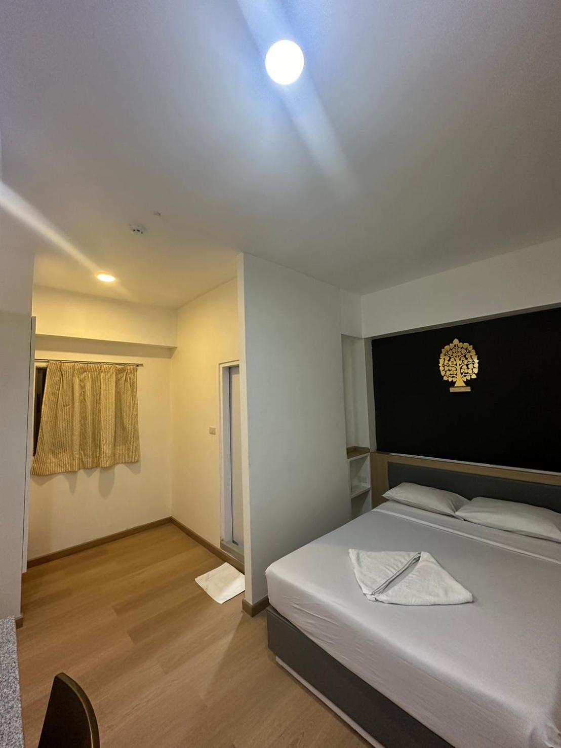 Royal Garden Home Hotel Bangkok Eksteriør bilde