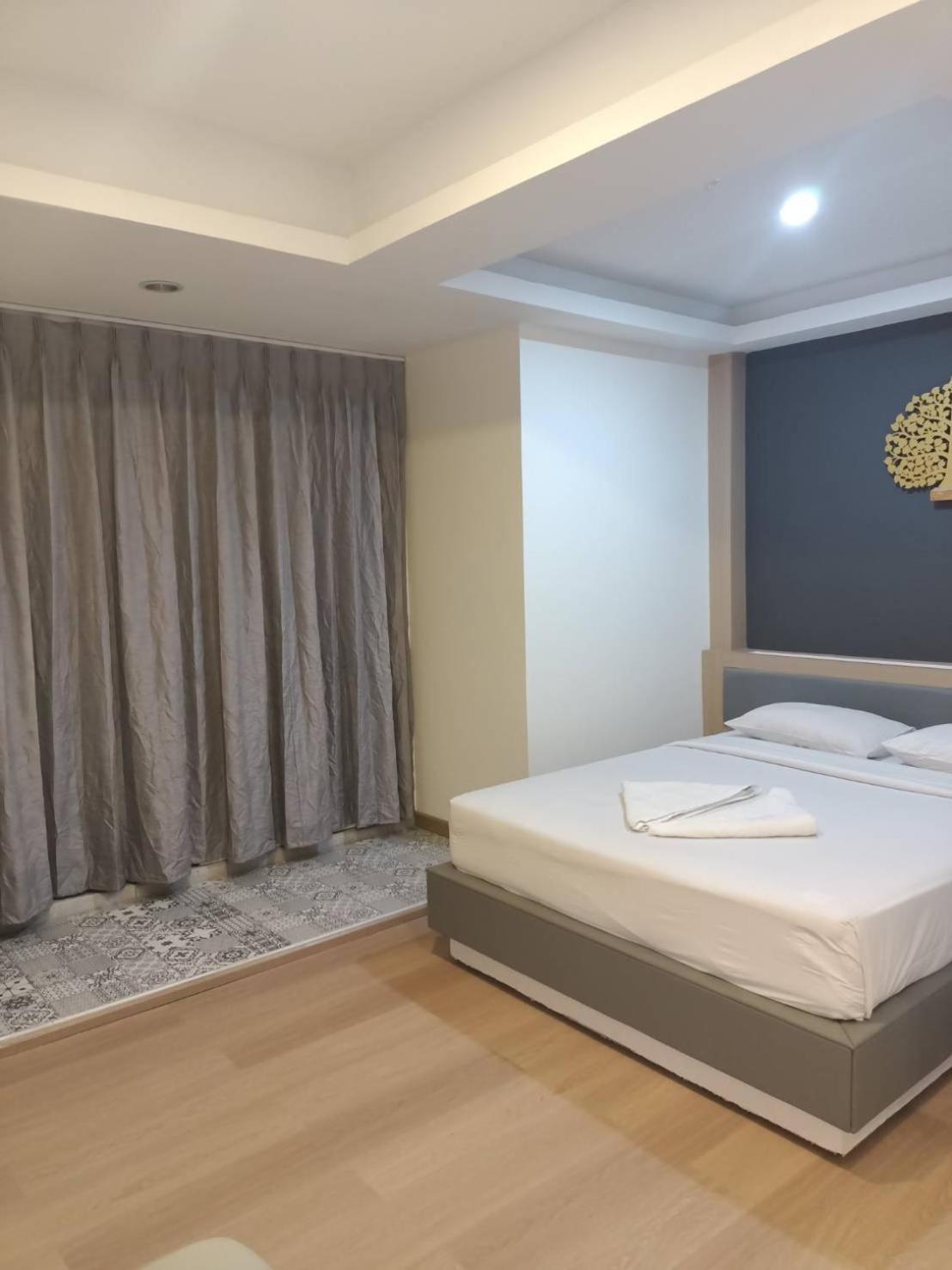 Royal Garden Home Hotel Bangkok Eksteriør bilde