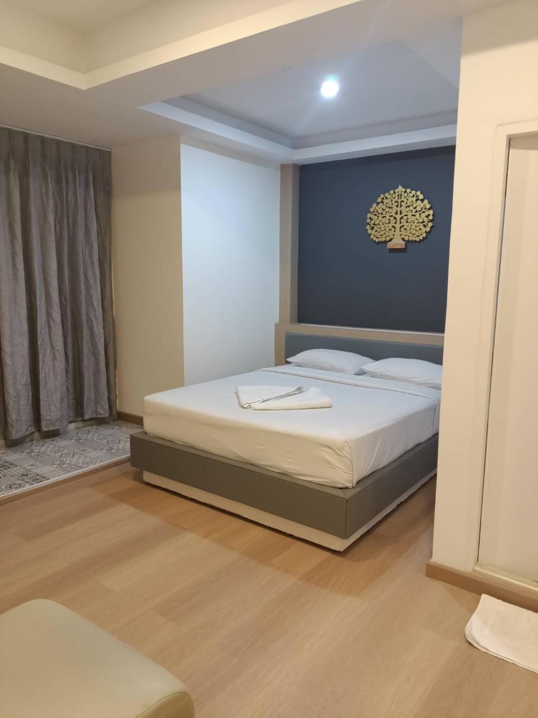Royal Garden Home Hotel Bangkok Eksteriør bilde